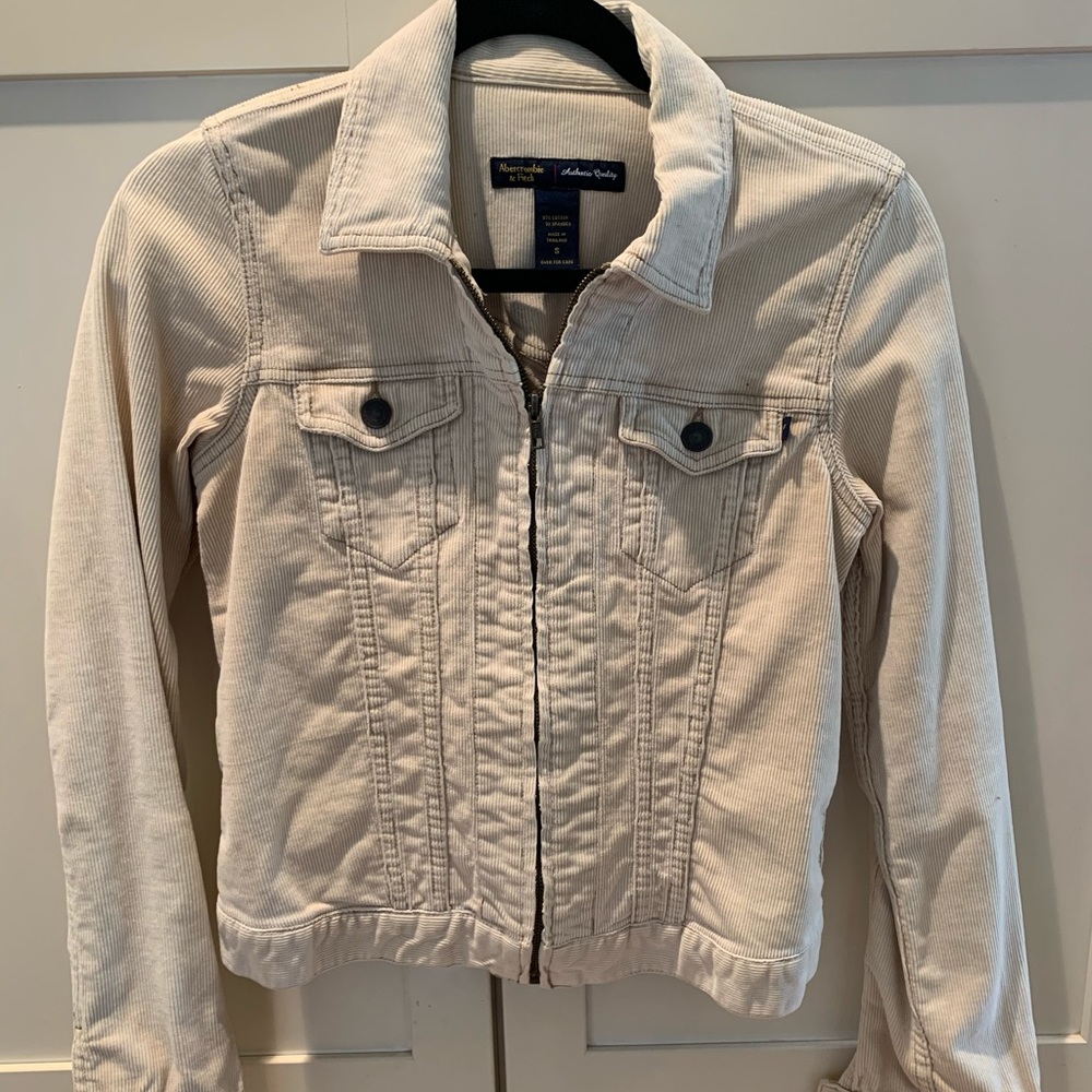 Abercrombie & Fitch beige corduroy jacket -small